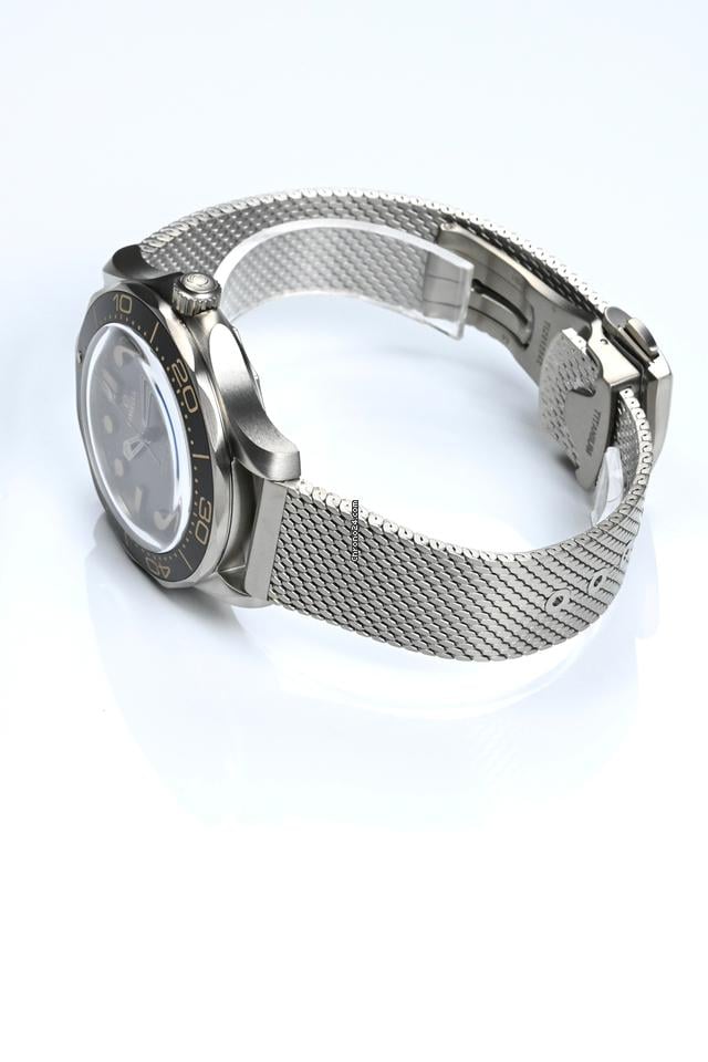 Omega Seamaster Diver 300M Edition 007
